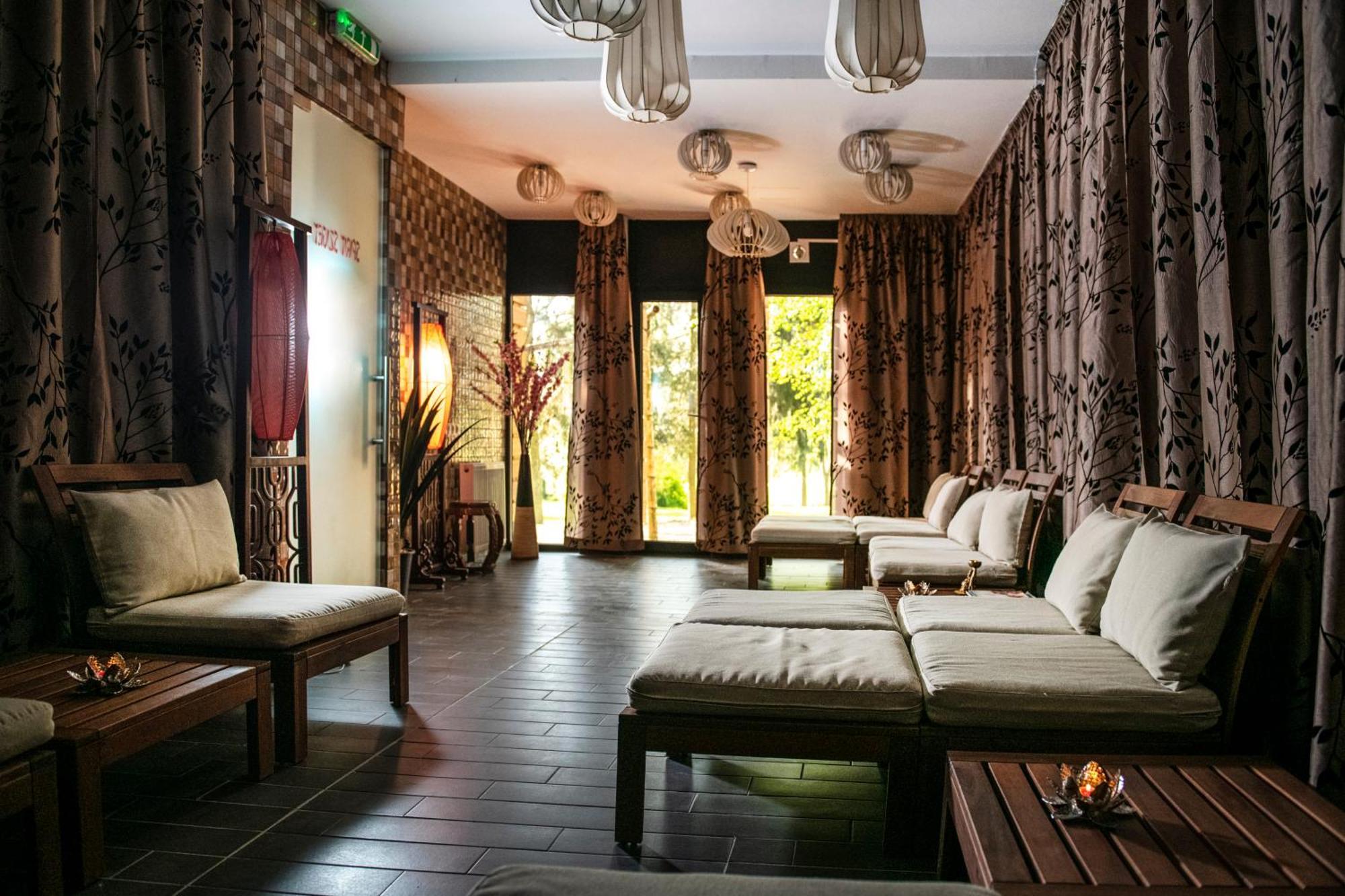 Oxigen Family Hotel Noszvaj Ngoại thất bức ảnh
